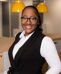 Sandra Adeniji Head Shot